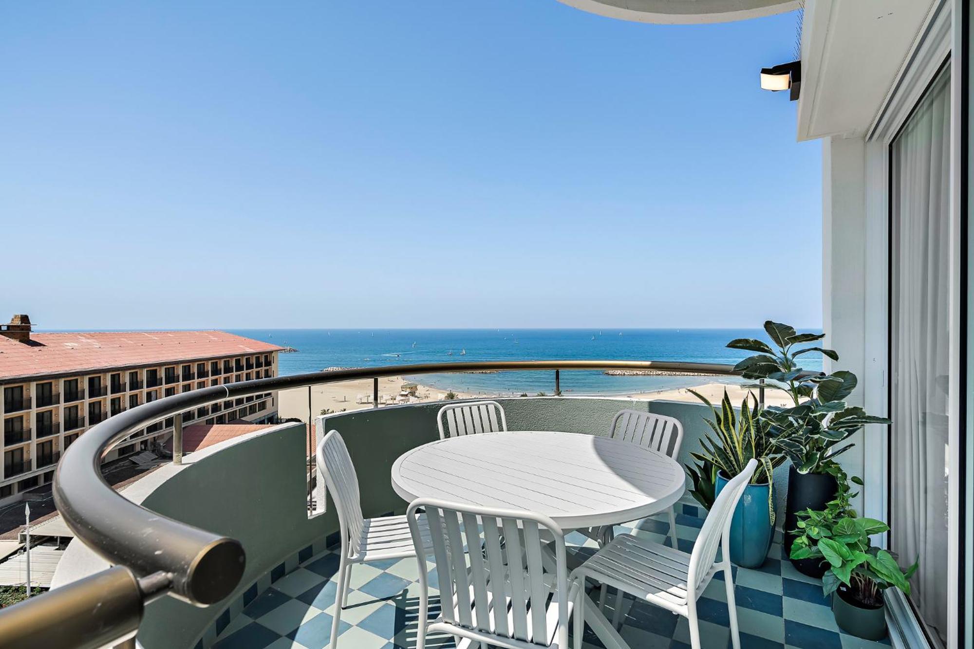 Sunsets Paradise 2Br With Parking By Beachfront Stay Herzelia المظهر الخارجي الصورة